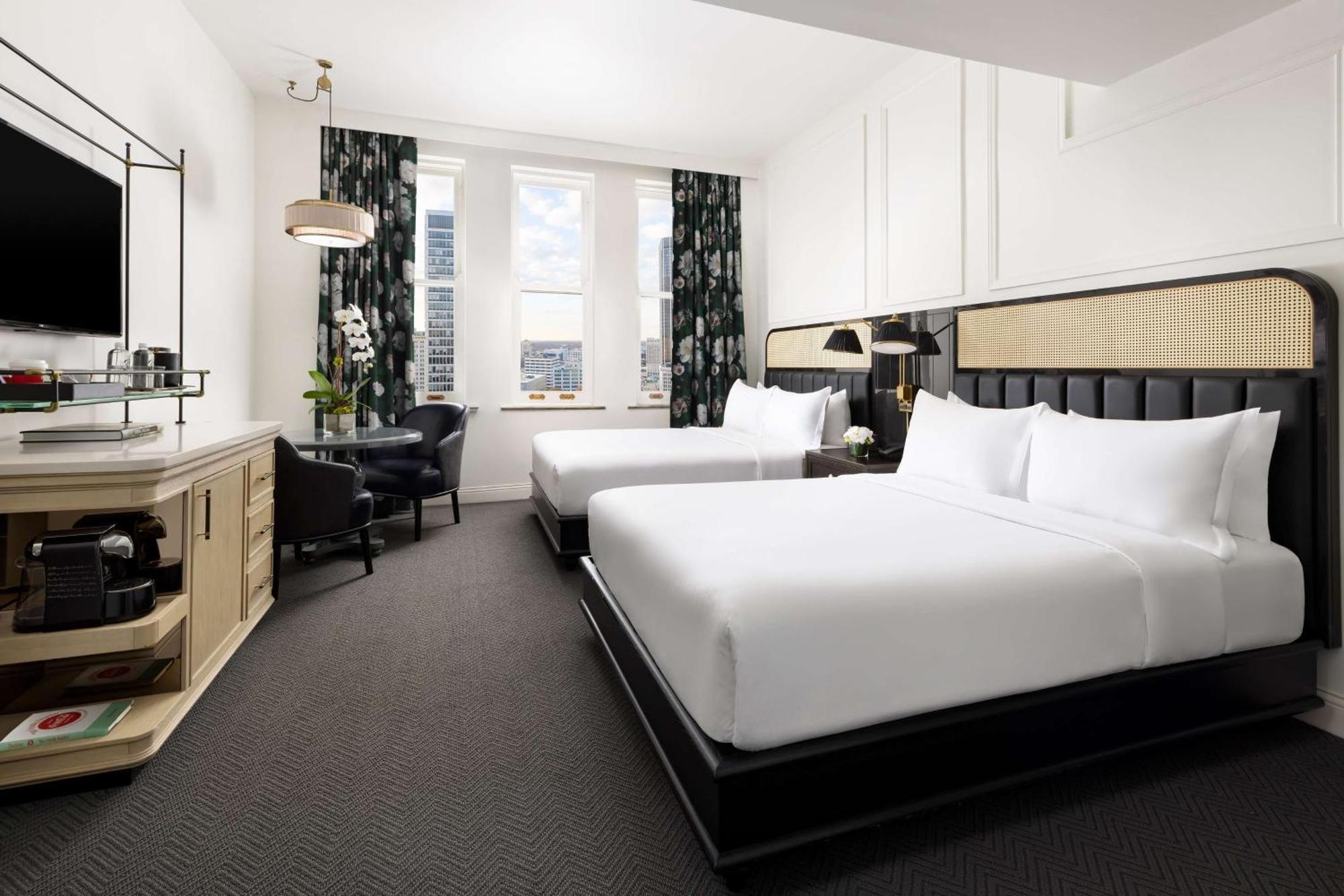 The Candler Atlanta, Curio Collection By Hilton