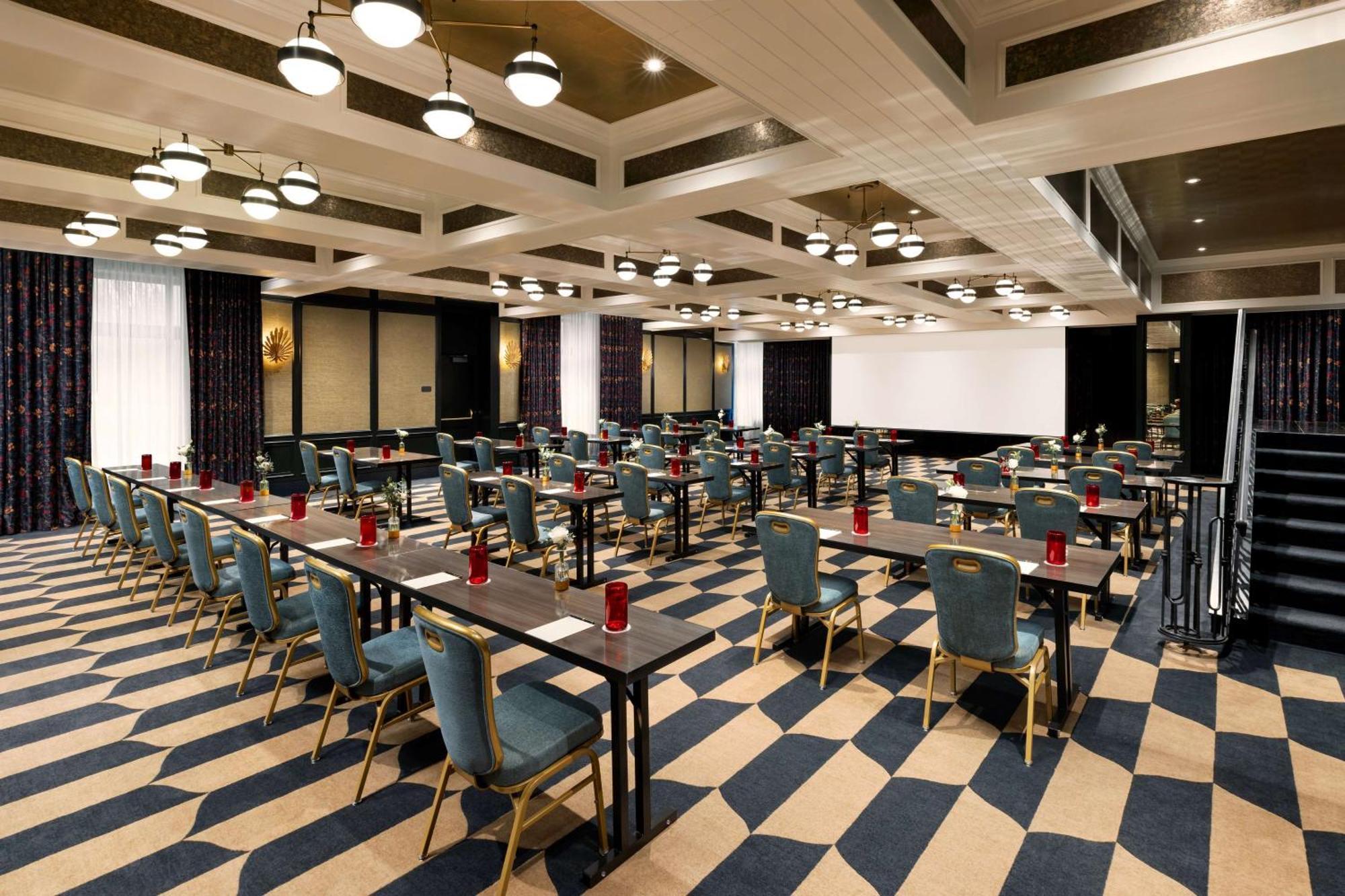 Hotel The Candler Atlanta, Curio Collection By Hilton