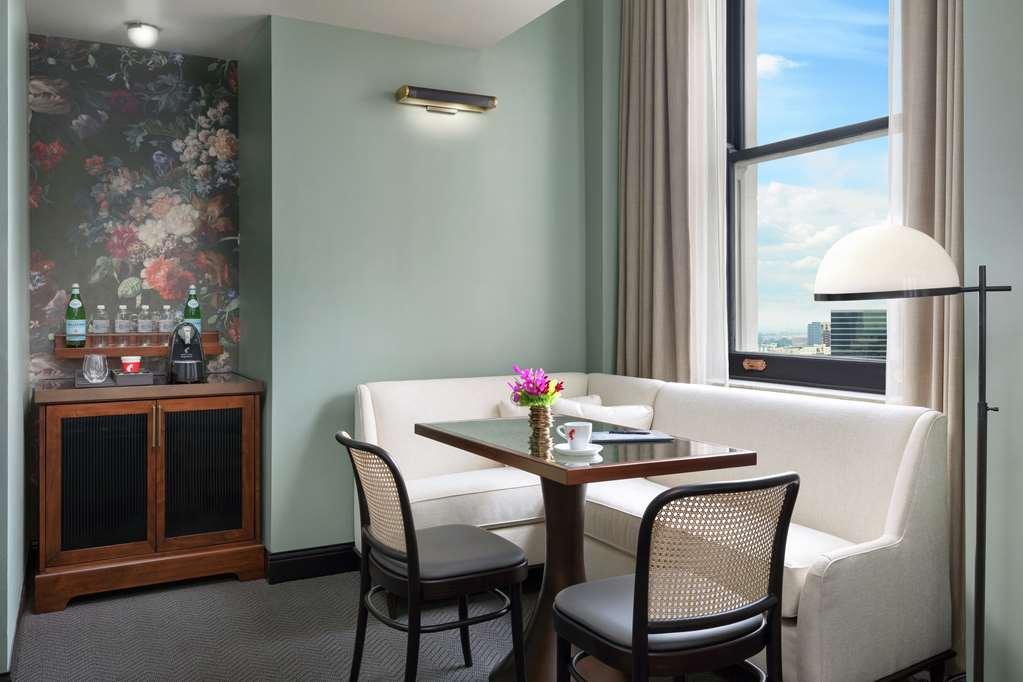 Hotel The Candler Atlanta, Curio Collection By Hilton 4*