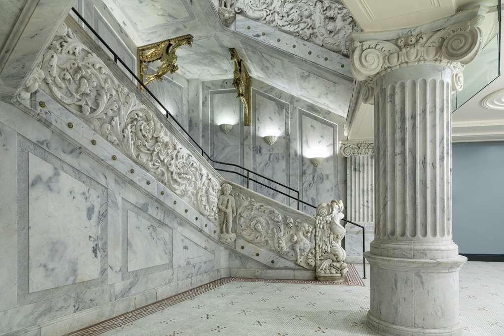 The Candler Atlanta, Curio Collection By Hilton Hotel