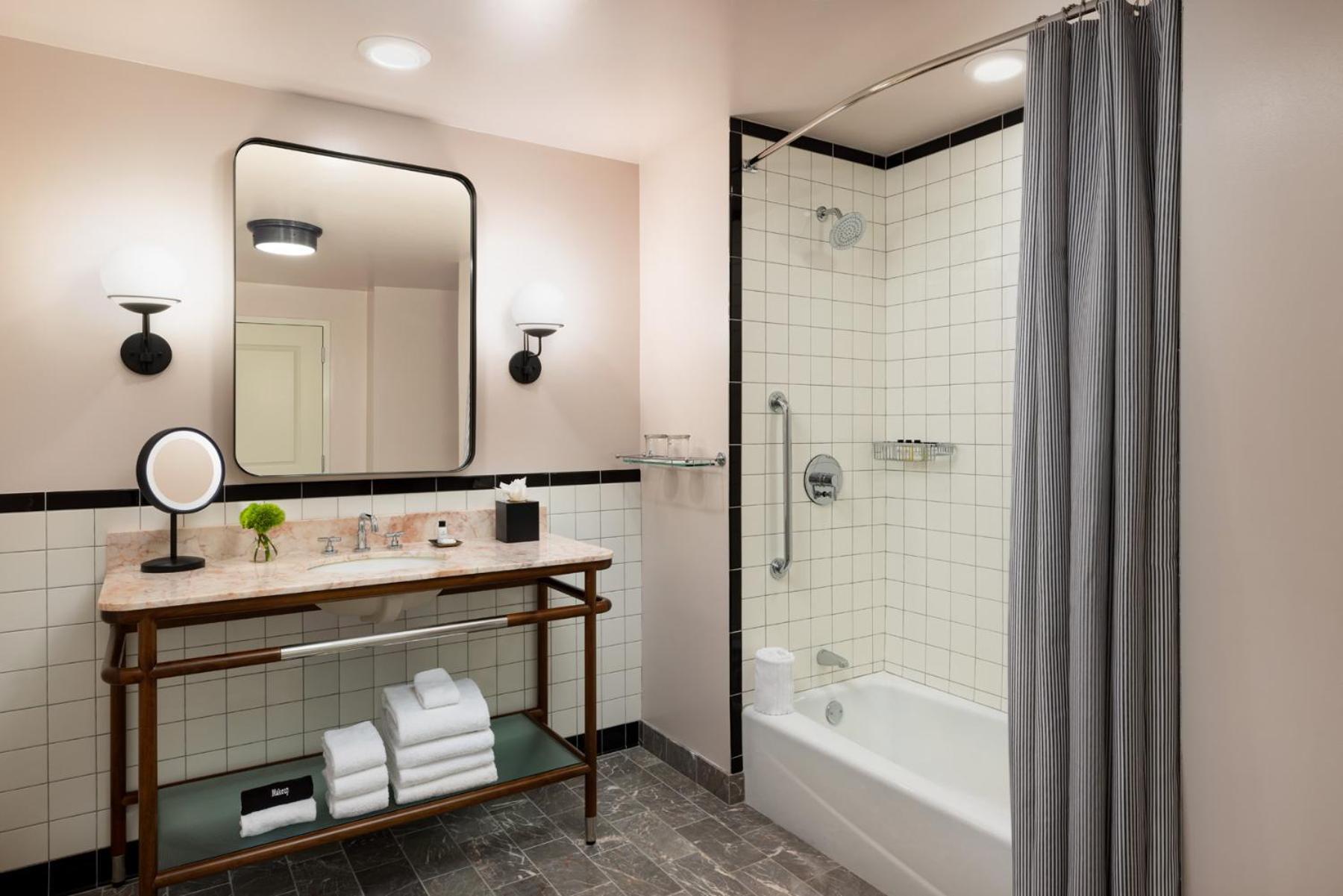 Hotel The Candler Atlanta, Curio Collection By Hilton