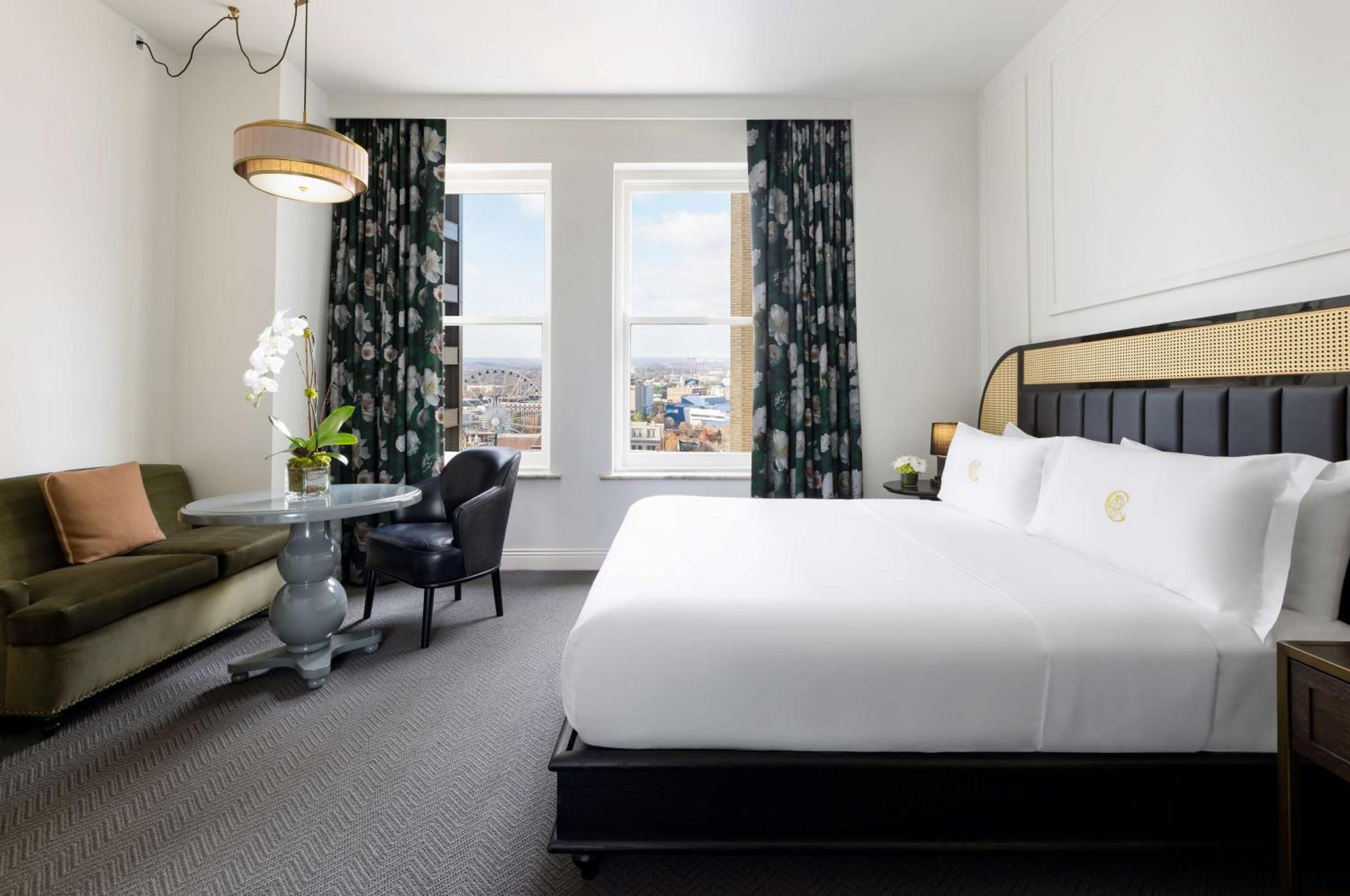 The Candler Atlanta, Curio Collection By Hilton