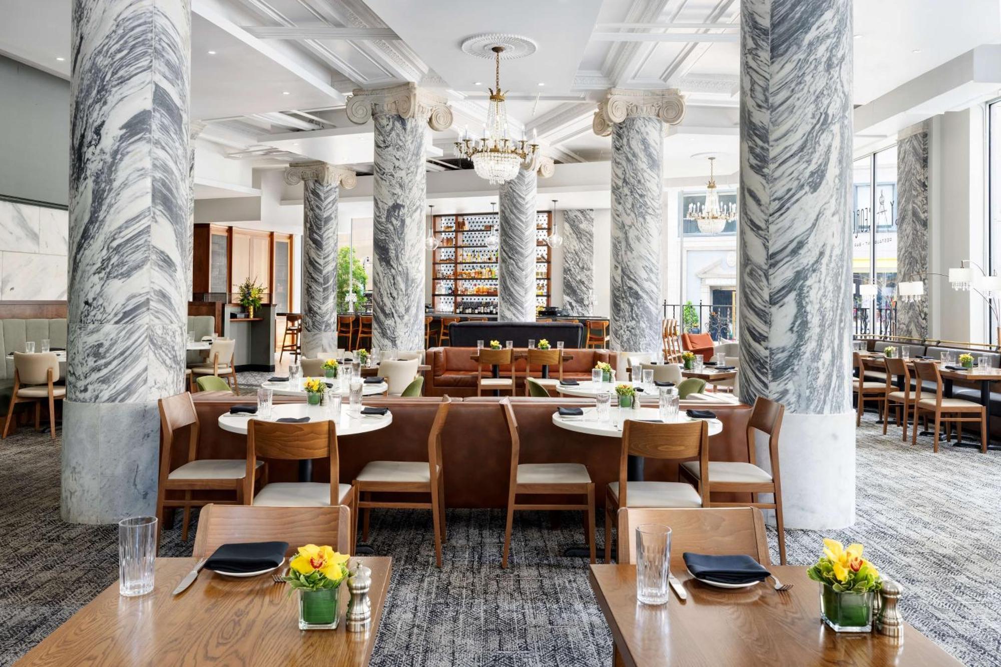 The Candler Atlanta, Curio Collection By Hilton Hotel